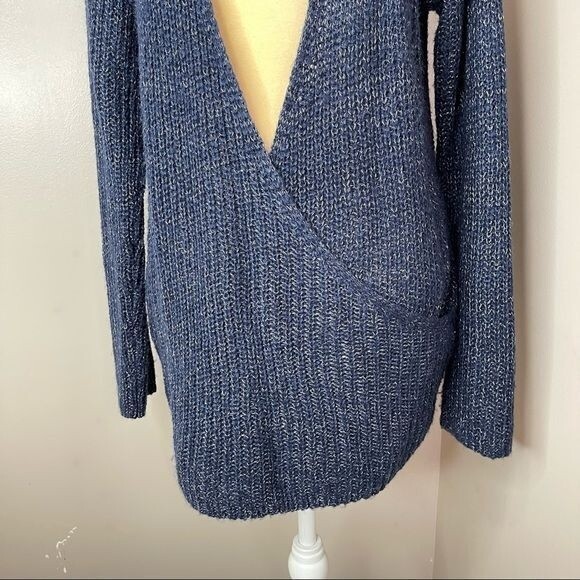 Forever 21 Women WrapKnit Sweater Deep V Neck Size 0X Crossover - Picture 5 of 12